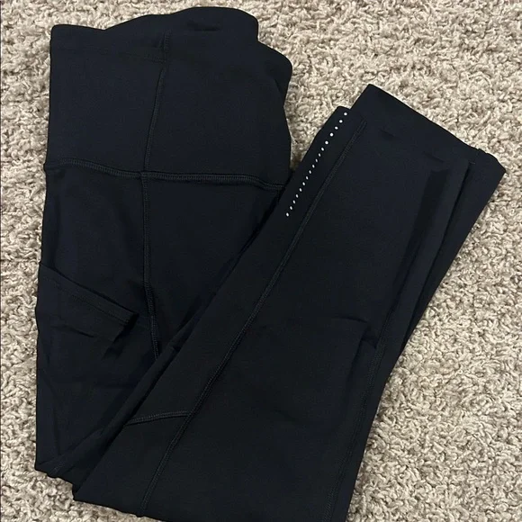 Lululemon fast and free high rise crop 19’’ - Picture 3 of 3